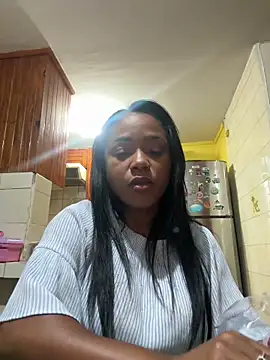 Snapshot of Noviostoxico chatting on 10/06/25, 12:19 Noviostoxico online show from 10/06/25, 12:19