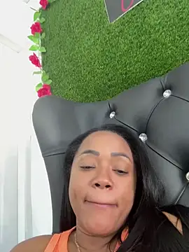 Snapshot of Noviostoxico chatting on 10/13/25, 08:53 Noviostoxico online show from 10/13/25, 08:53