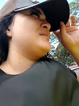 Liancy online show from 02/15/25, 08:01