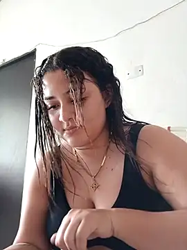 Liancy online show from 02/24/25, 06:15