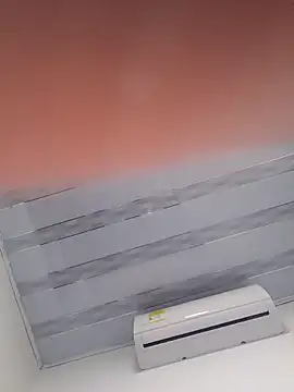 Liancy online show from 04/18/26, 10:54