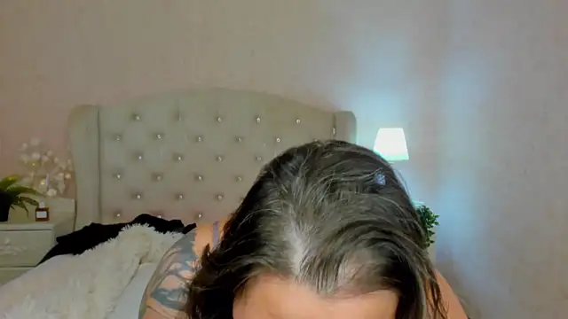 HotLiss online show from 02/08/26, 07:23