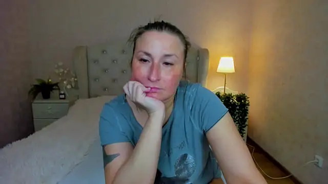 HotLiss online show from 04/04/26, 05:16