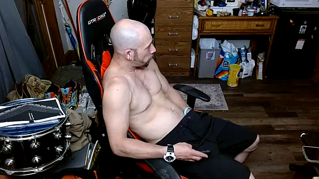 Snapshot of tongueispowerr6d9 chatting on 05/28/26, 03:48 tongueispowerr6d9 online show from 05/28/26, 03:48