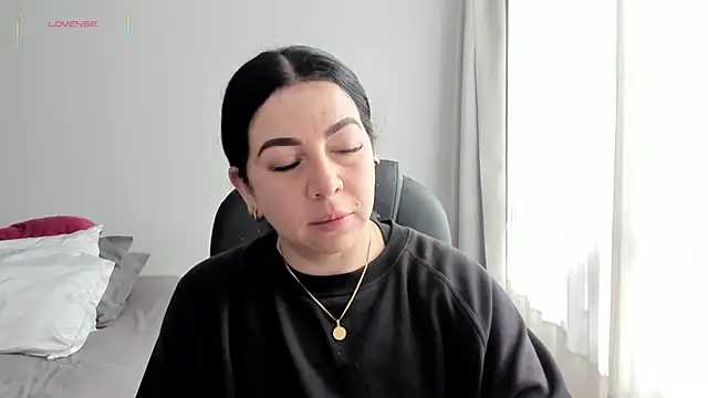 Im coco online show from 11/19/25, 12:16