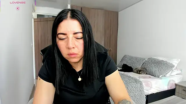 Im coco online show from 03/01/26, 03:58