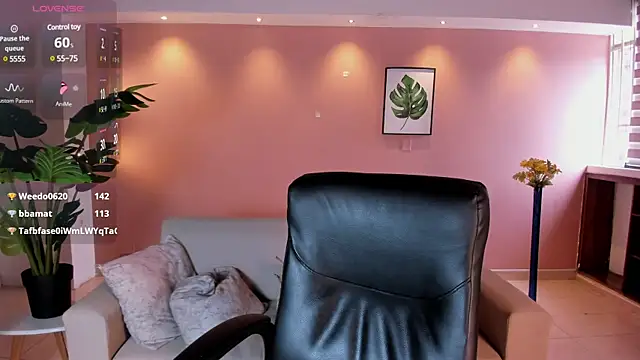 IsabellaaJoness online show from 02/11/25, 06:01