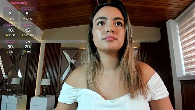 IsabellaaJoness online show from 07/13/26, 01:36