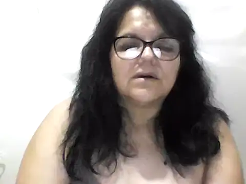 Snapshot of kassandra02 chatting on 01/10/25, 02:14 kassandra02 online show from 01/10/25, 02:14