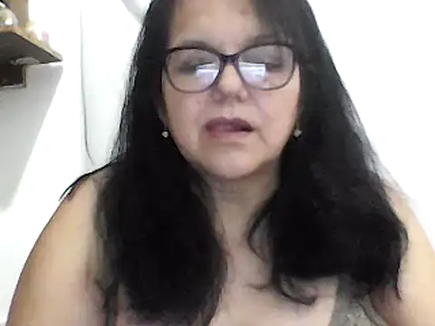 Snapshot of kassandra02 chatting on 01/21/25, 02:11 kassandra02 online show from 01/21/25, 02:11