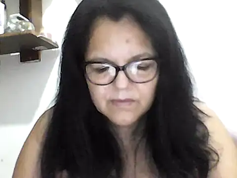 Snapshot of kassandra02 chatting on 01/22/25, 01:32 kassandra02 online show from 01/22/25, 01:32