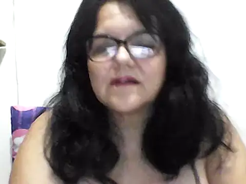 Snapshot of kassandra02 chatting on 02/21/25, 02:28 kassandra02 online show from 02/21/25, 02:28