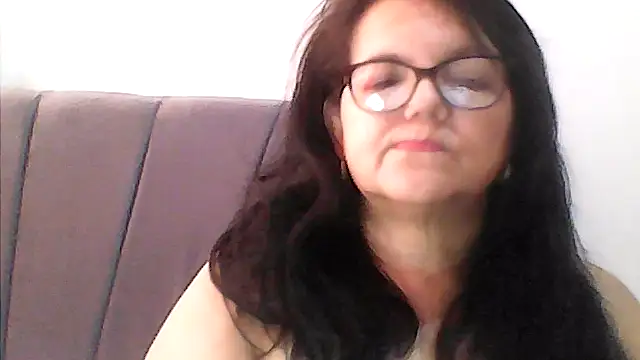 kassandra02 online show from 11/10/25, 12:59