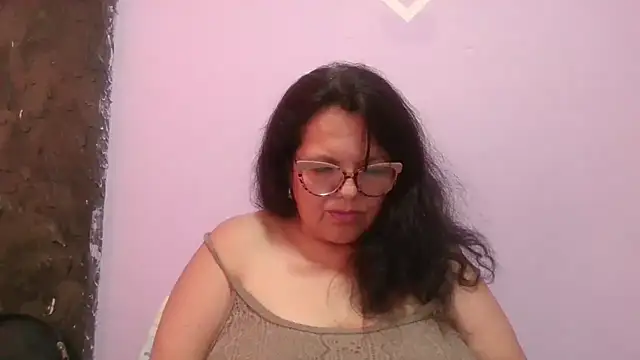 kassandra02 online show from 04/08/26, 03:12