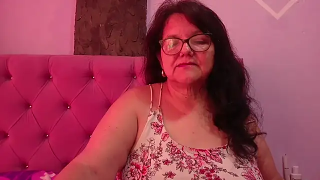 Snapshot of kassandra02 chatting on 05/23/26, 01:15 kassandra02 online show from 05/23/26, 01:15
