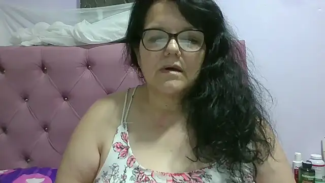 Snapshot of kassandra02 chatting on 07/19/26, 02:48 kassandra02 online show from 07/19/26, 02:48