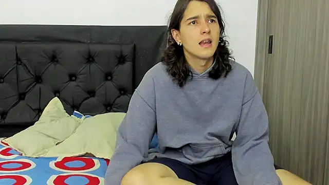 alex connorr online show from 01/03/25, 08:32