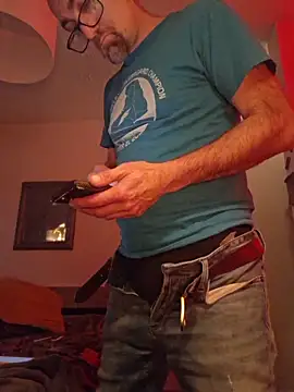 Snapshot of bibananaman chatting on 11/25/25, 11:38 bibananaman online show from 11/25/25, 11:38