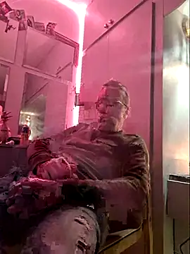 Snapshot of bibananaman chatting on 02/04/26, 12:27 bibananaman online show from 02/04/26, 12:27