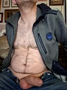 Snapshot of bibananaman chatting on 02/09/26, 02:26 bibananaman online show from 02/09/26, 02:26