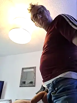 Snapshot of bibananaman chatting on 03/11/26, 02:56 bibananaman online show from 03/11/26, 02:56