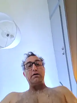 Snapshot of bibananaman chatting on 03/28/26, 01:54 bibananaman online show from 03/28/26, 01:54