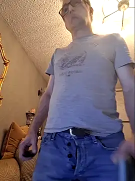 Snapshot of bibananaman chatting on 03/29/26, 02:22 bibananaman online show from 03/29/26, 02:22