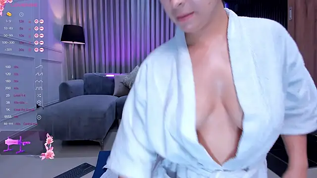 Anna parkker  online show from 03/11/25, 02:18