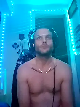 Snapshot of GeneralXMillyX chatting on 01/15/25, 09:35 GeneralXMillyX online show from 01/15/25, 09:35