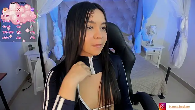 Hanna  Becker  online show from 02/13/26, 12:17