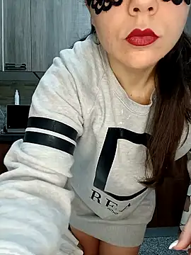 Snapshot of SexySweetPaola chatting on 01/16/25, 07:49 SexySweetPaola online show from 01/16/25, 07:49