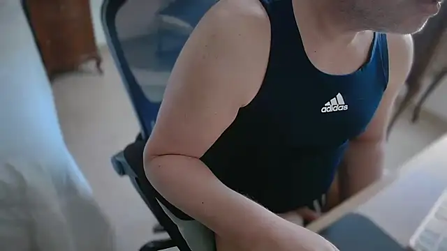 slzypvtpig online show from 01/15/26, 06:22