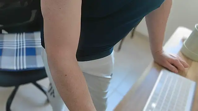 slzypvtpig online show from 02/25/26, 07:34