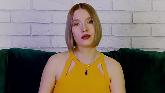 LiliLinn online show from 01/29/25, 08:18