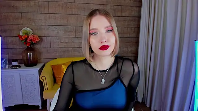 LiliLinn online show from 02/04/25, 01:48