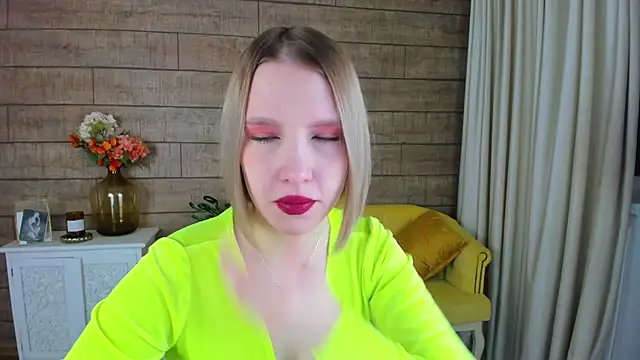 LiliLinn online show from 02/12/25, 04:33