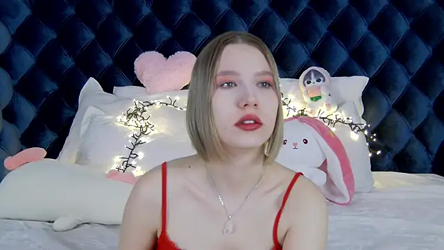 LiliLinn online show from 03/03/25, 04:25