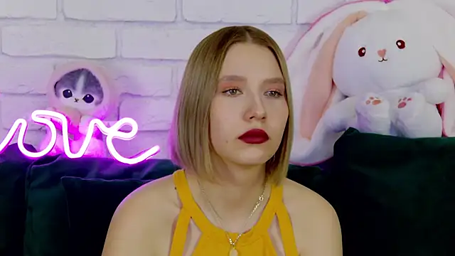 LiliLinn online show from 03/05/25, 08:10