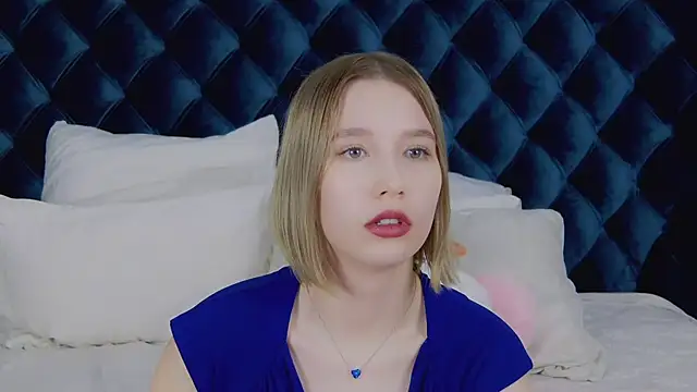 LiliLinn online show from 03/14/25, 08:10