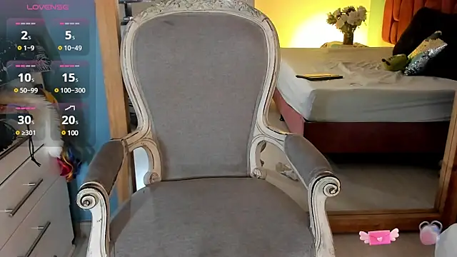 NinaInk online show from 03/10/25, 05:18