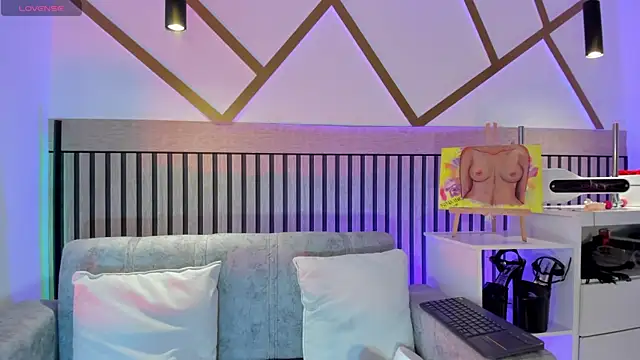 NinaInk online show from 03/20/26, 04:12