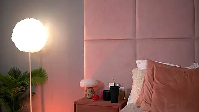 AlmaLuv online show from 02/06/26, 05:01