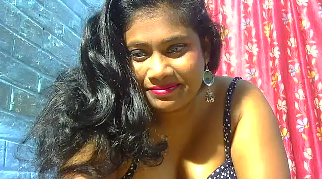 Snapshot of sexy_roma chatting on 12/03/24, 03:22 sexy roma online show from 12/03/24, 03:22