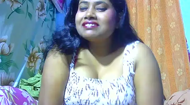 Snapshot of sexy_roma chatting on 03/12/25, 08:10 sexy roma online show from 03/12/25, 08:10