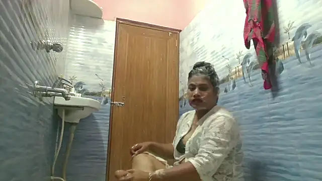 sexy roma online show from 04/10/26, 01:16