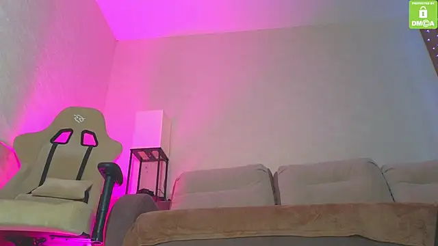 Katy perry  online show from 12/05/25, 03:48