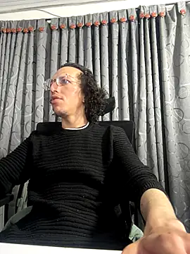 Snapshot of Orlandodcn_69 chatting on 09/25/25, 10:57 Orlandodcn 69 online show from 09/25/25, 10:57