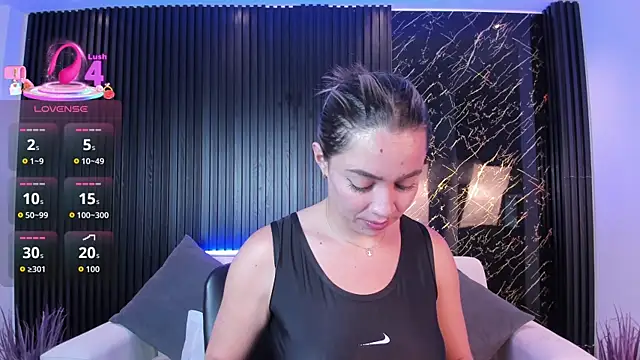 Snapshot of Alessia_Taylorr chatting on 10/02/25, 11:39 Alessia Taylorr online show from 10/02/25, 11:39