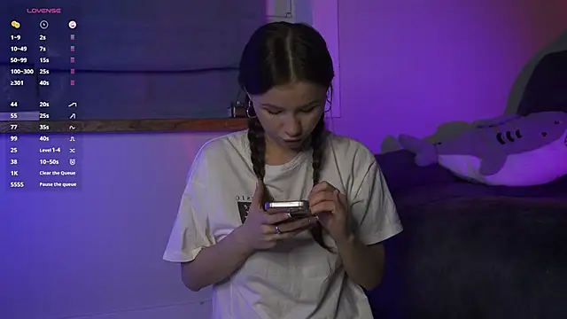 Snapshot of GlamourNova chatting on 01/30/25, 03:40 GlamourNova online show from 01/30/25, 03:40