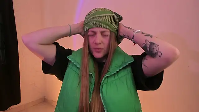 tekila   online show from 02/21/25, 06:48